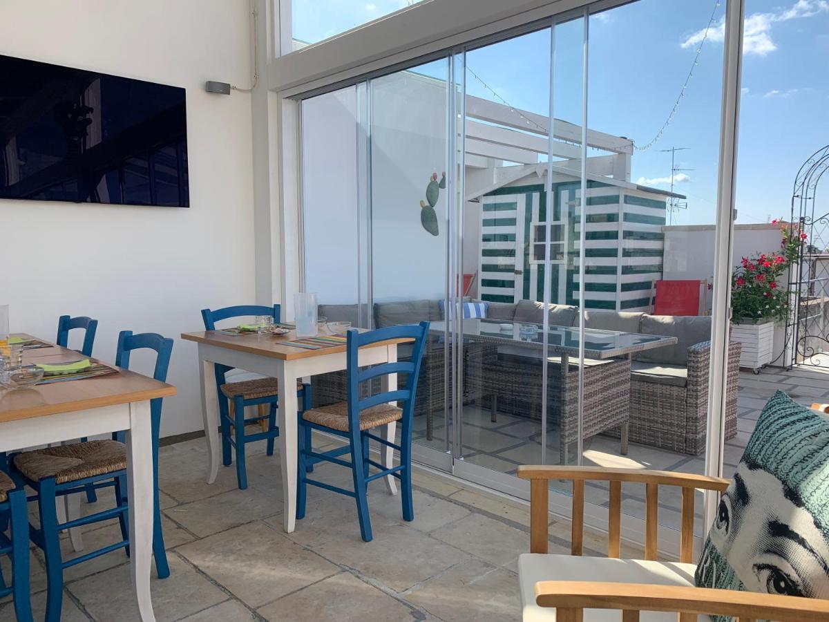 Piazza Fontana Luxury Acomodação com café da manhã Galatina Exterior foto